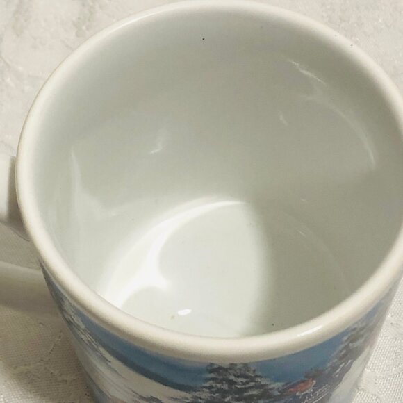 TIM HORTONS Limited Edition, #003 Mug ~ 2003 "SKATING POND", England - Picture 4 of 5